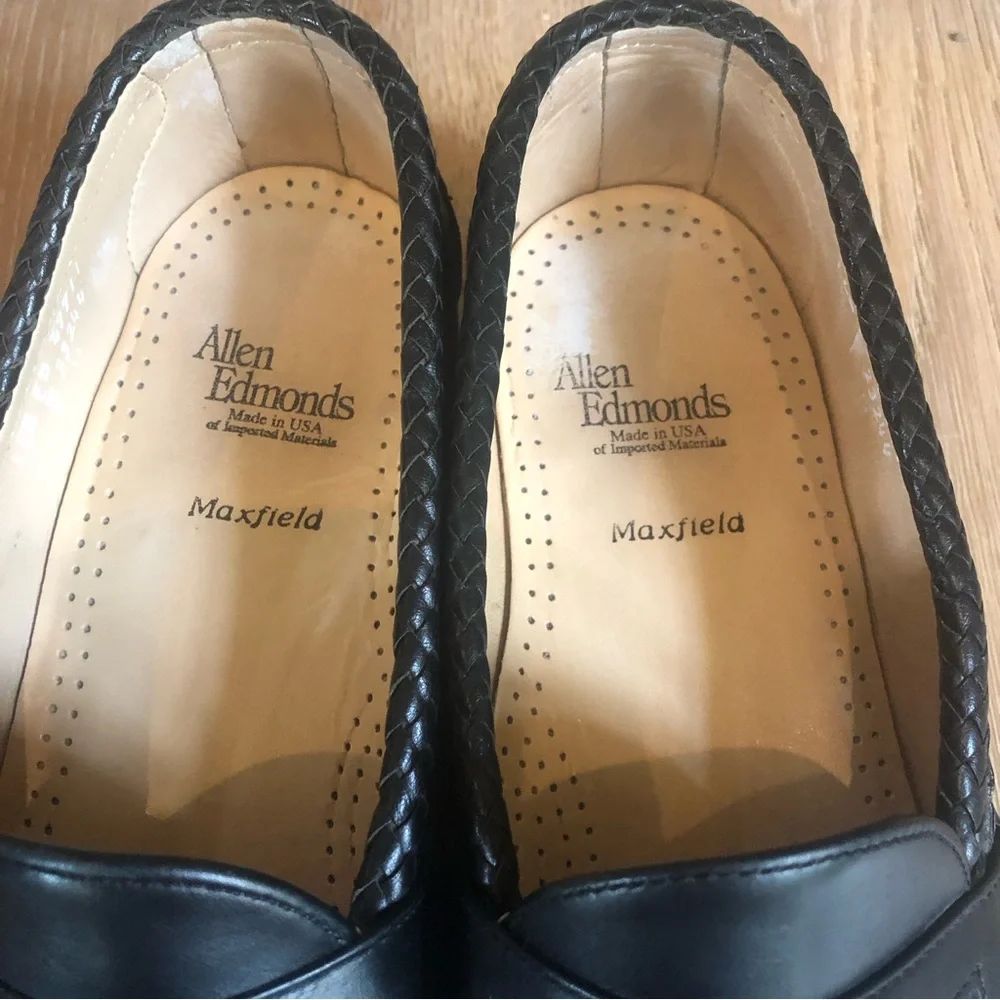 Allen Edmonds black loafers Maxfield size 11 made in the USA Price Firm